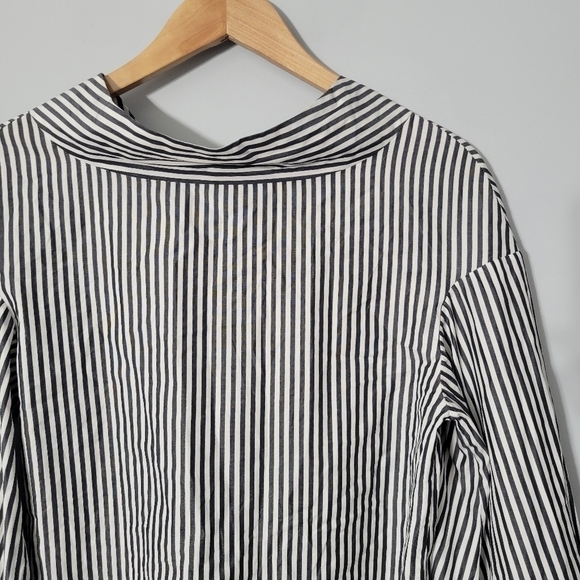 Teija Gray Striped High Neck Statement Bell Sleeve Blouse - Picture 7 of 12